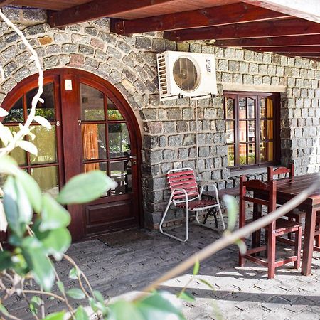 Cabanas Rio Quequen Некочеа Экстерьер фото
